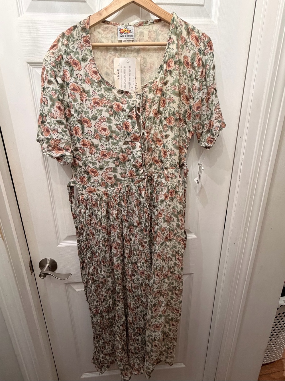 Vintage NWT Floral Maxi Dress Prairie Boho Cottagecore Short Sleeve. Plus size